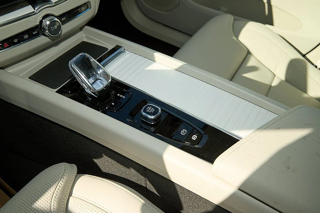 New 2026 Vapour Grey Volvo Ultra image 17