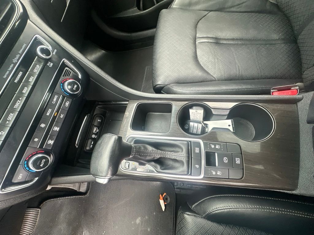 Used 2020 Silver Kia EX Premium image 18