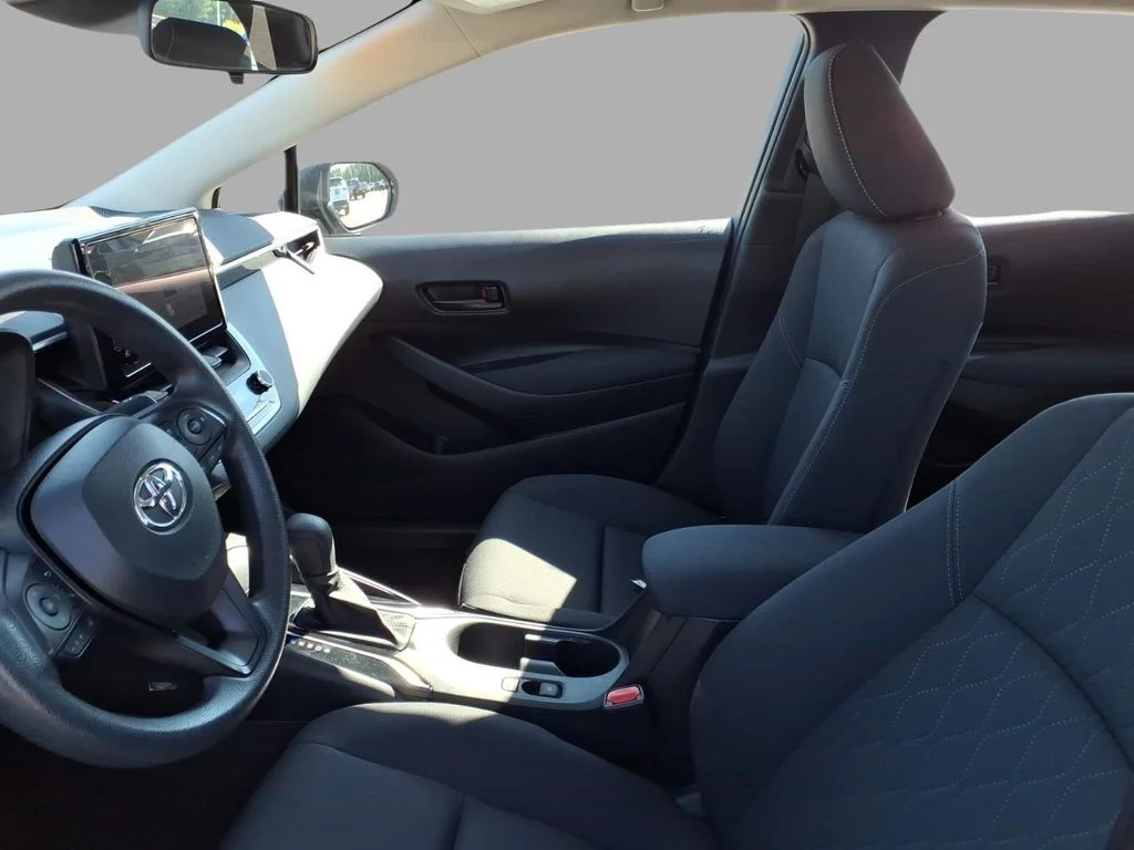 Used 2024  Toyota LE image 7