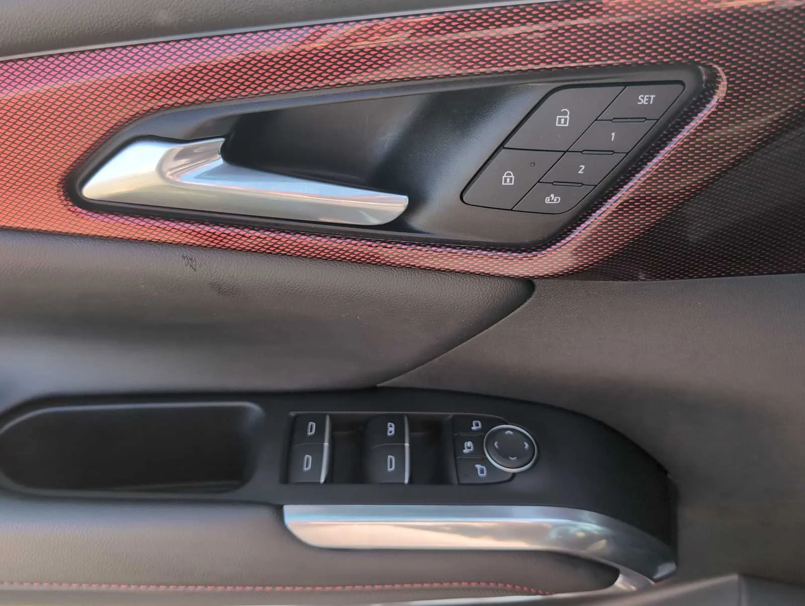 2025 Chevrolet Traverse RS - Photo 24