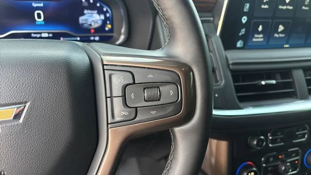 Used 2024 Summit White Chevrolet High Country image 24