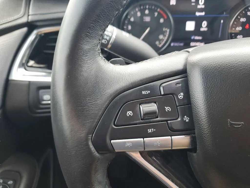 Used 2020 SATIN STEEL METALLIC Cadillac AWD Premium Luxury image 21