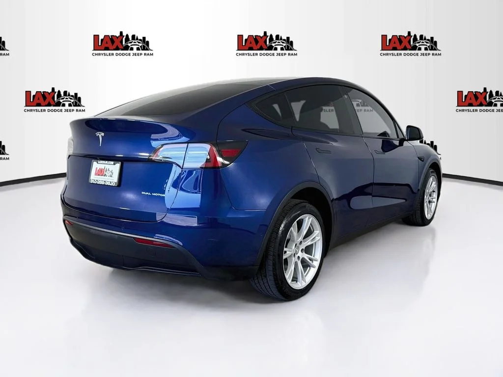 Used 2022 Blue Tesla Long Range image 7