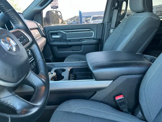 Used 2022 White Ram Big Horn image 9