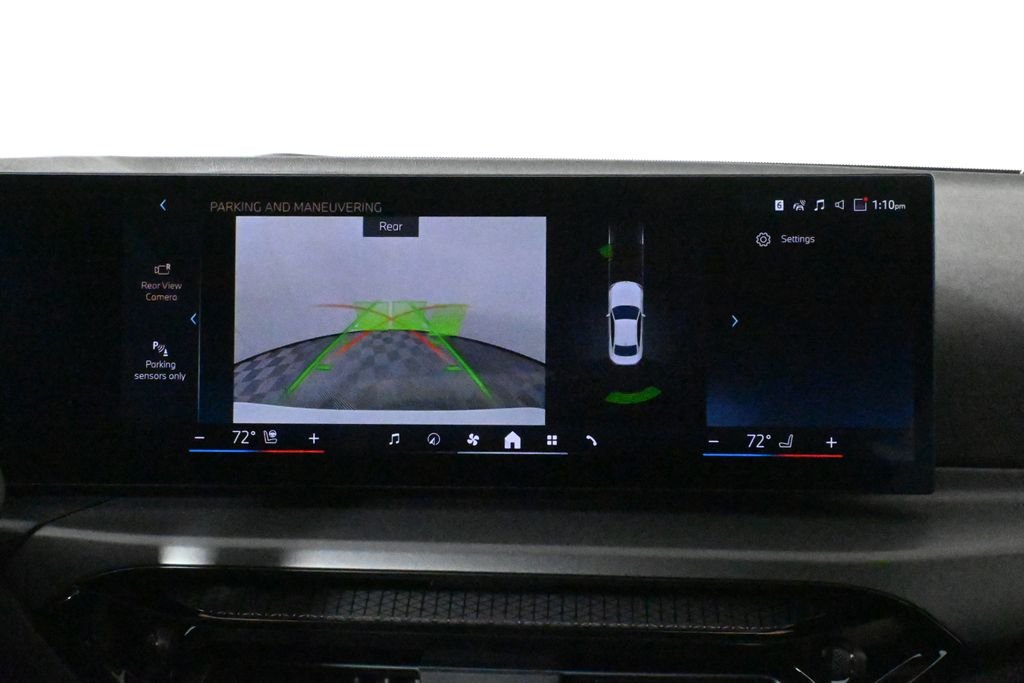 2025 BMW 2 Series 230i - Photo 23