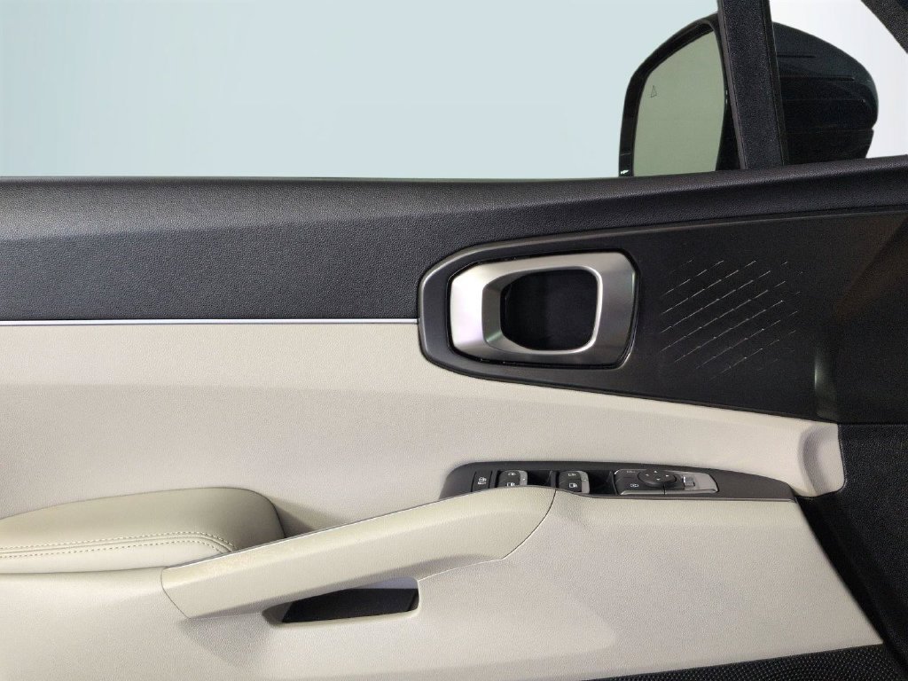2025 Kia Sorento EX Hybrid - Photo 26