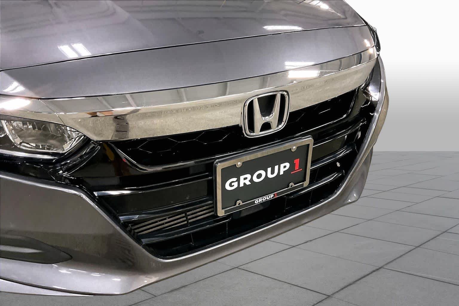 Used 2018 Modern Steel Metallic Honda LX 1.5T image 29