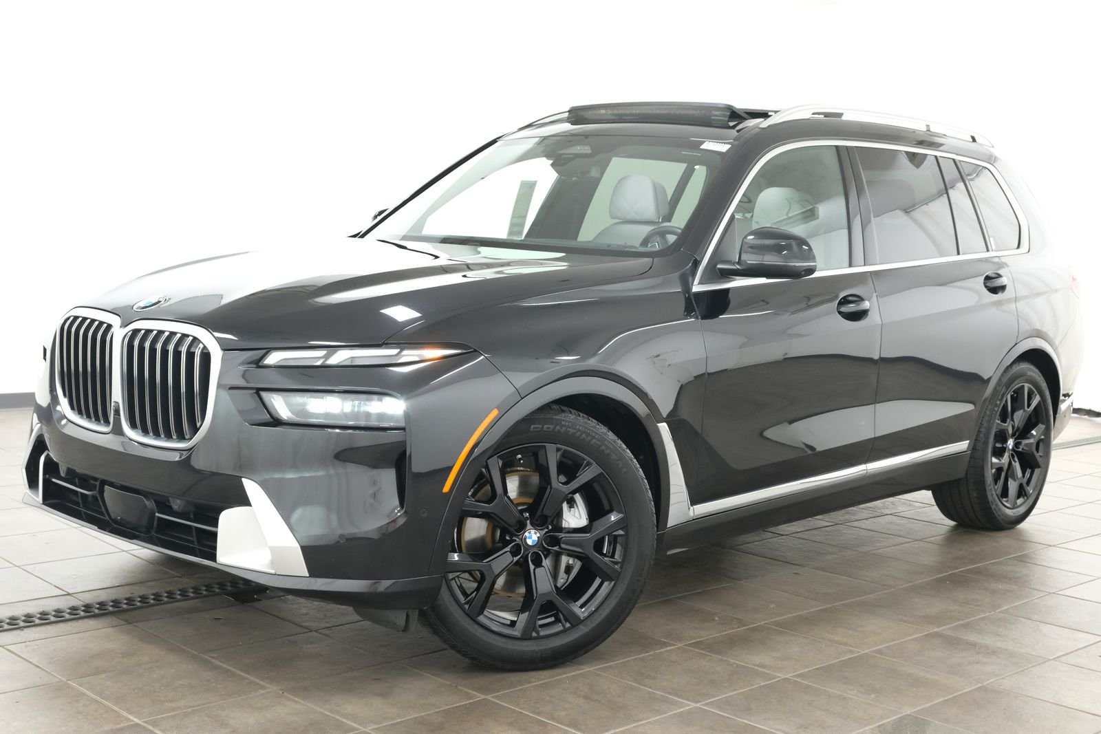 2024 BMW X7 xDrive40i's photo