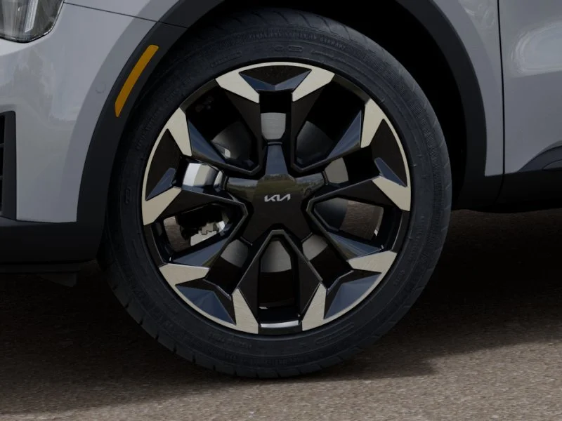 New 2026 Wolf Gray Kia SX image 9