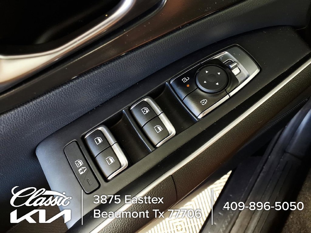 Used 2026 Black Kia EX image 25