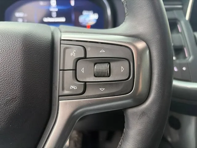 Used 2024 Black Chevrolet Z71 image 10