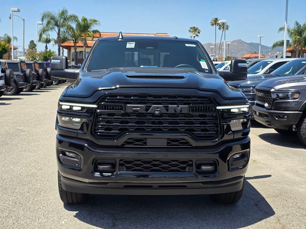 New 2026 Diamond Black Crystal Pearl-Coat Exterior Paint RAM Limited image 2