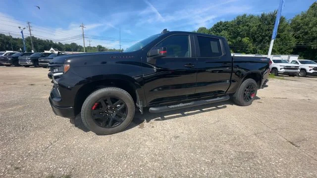 Used 2023 Black Chevrolet RST image 4