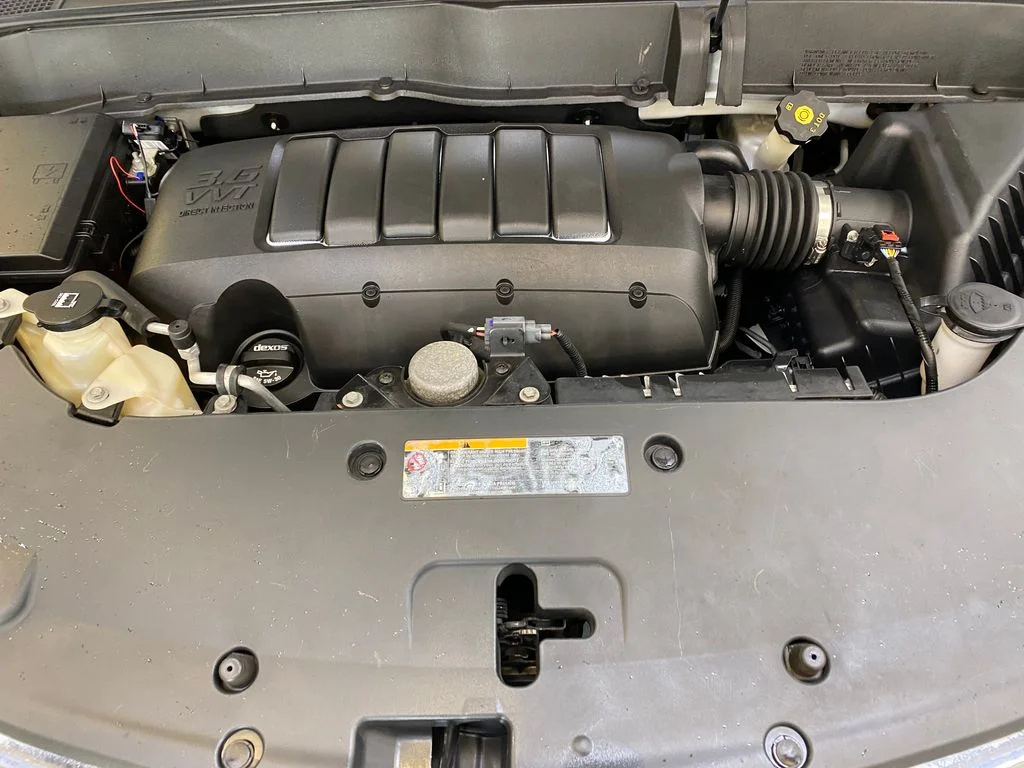 Used 2017 White Chevrolet LT image 10