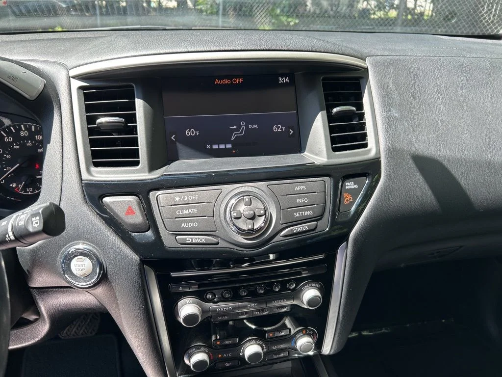Used 2017 White Nissan SV image 18