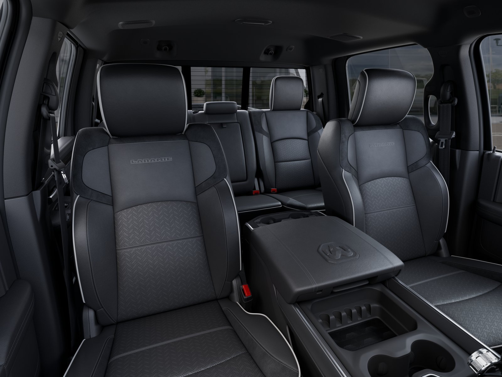 2025 RAM 3500 Laramie - Photo 9