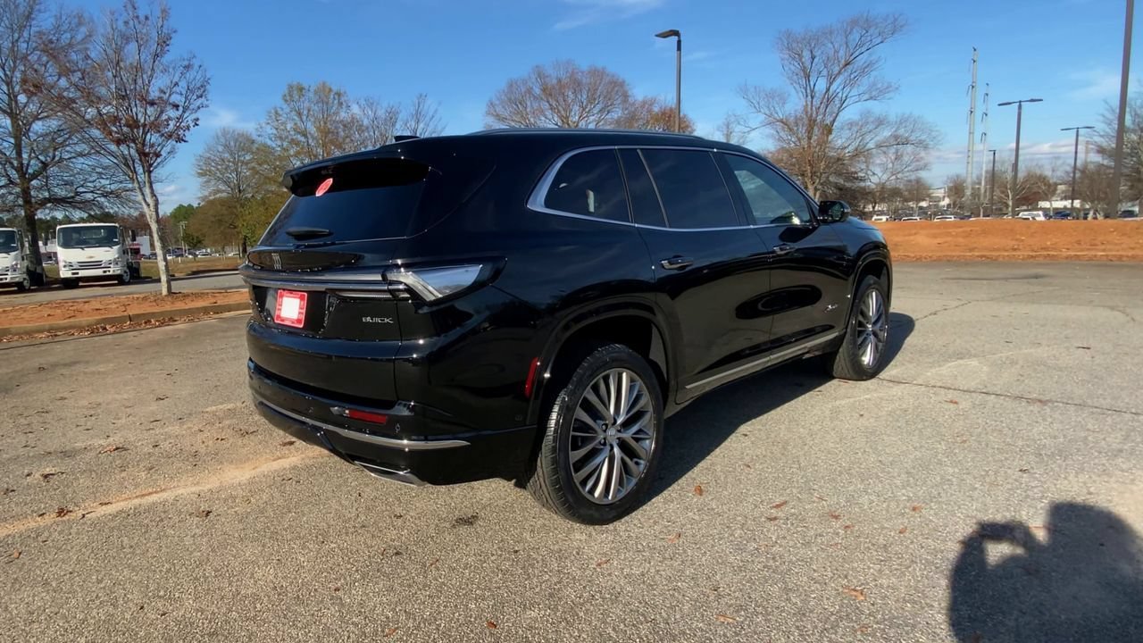 Used 2026 Ebony Twilight Metallic Buick Avenir image 8