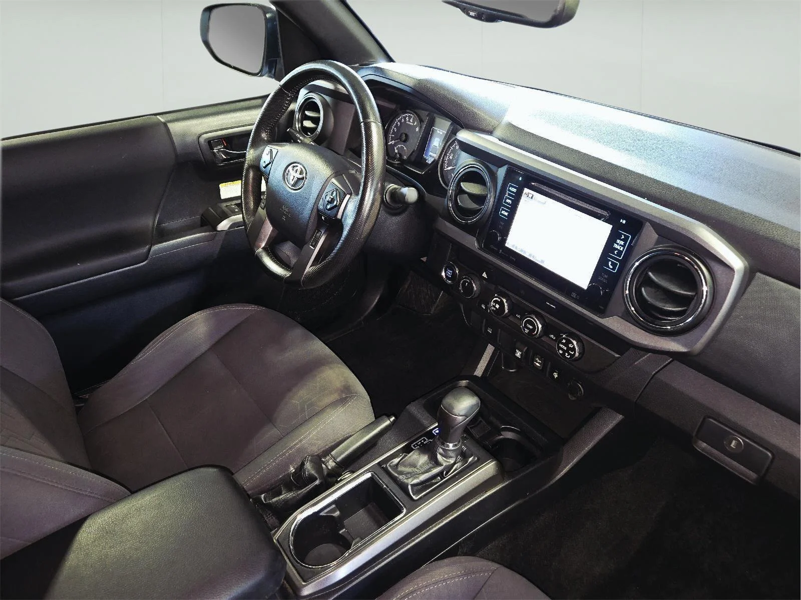 Used 2019 Super White Toyota TRD Off Road image 46