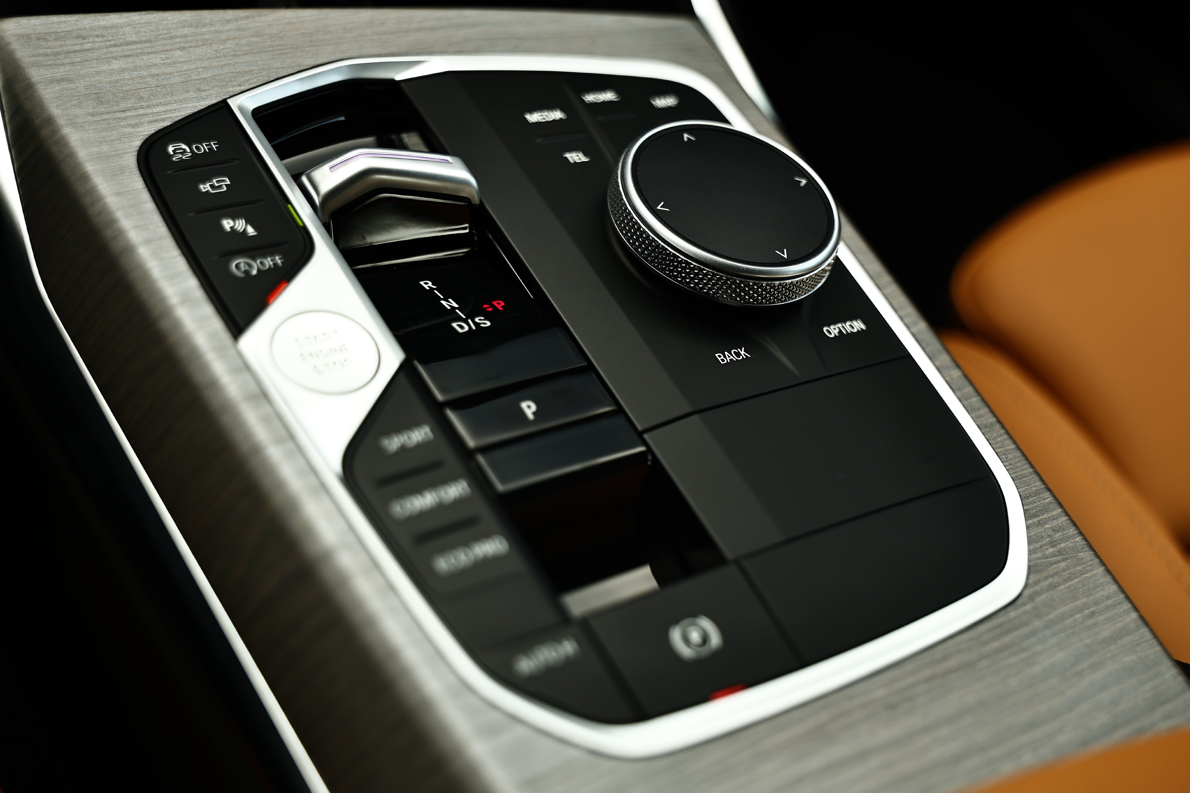 New 2026 Black Sapphire Metallic BMW 330i image 38