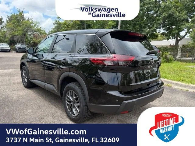 Used 2024 Super Black Nissan S image 4