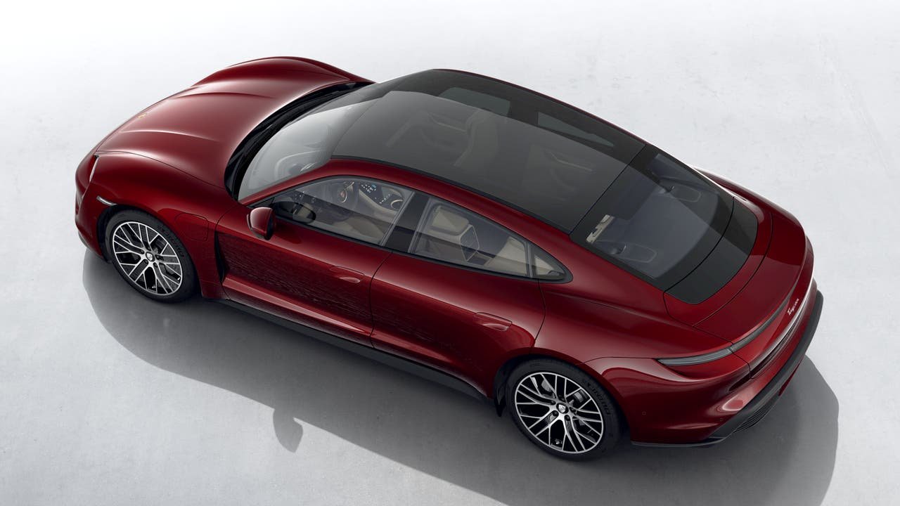 Certified Used 2023 Cherry Metallic Porsche  image 4