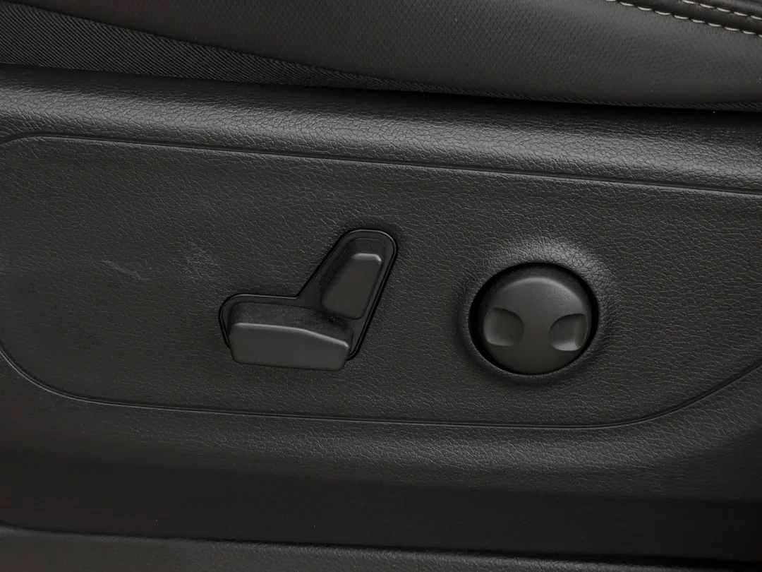 New 2026 Black RAM Sport - - 360 Parking Cams - Adaptive Cruise - 12 Display Uconnect 5 W Nav & More! image 15