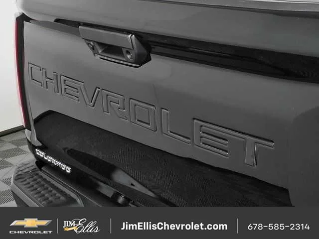 New 2026 Black Chevrolet Z71 image 37