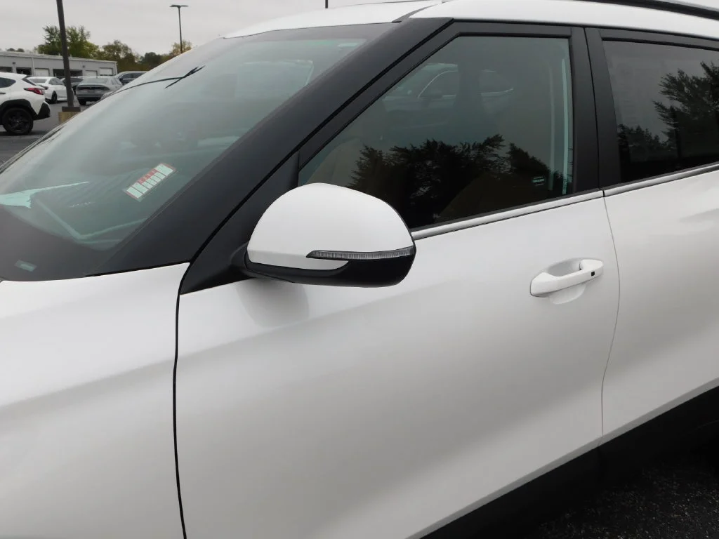 Used 2024 White Kia EX image 11