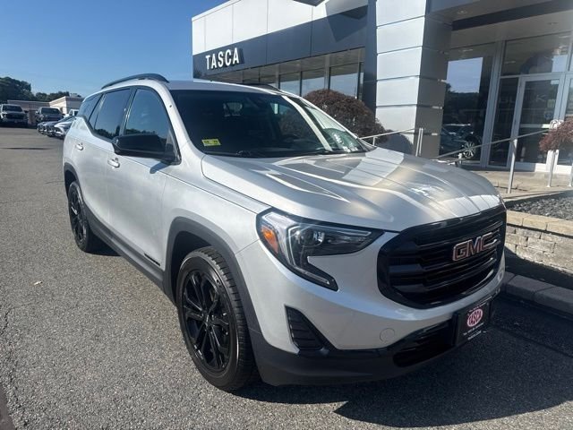 Used 2021 Silver GMC SLE image 1