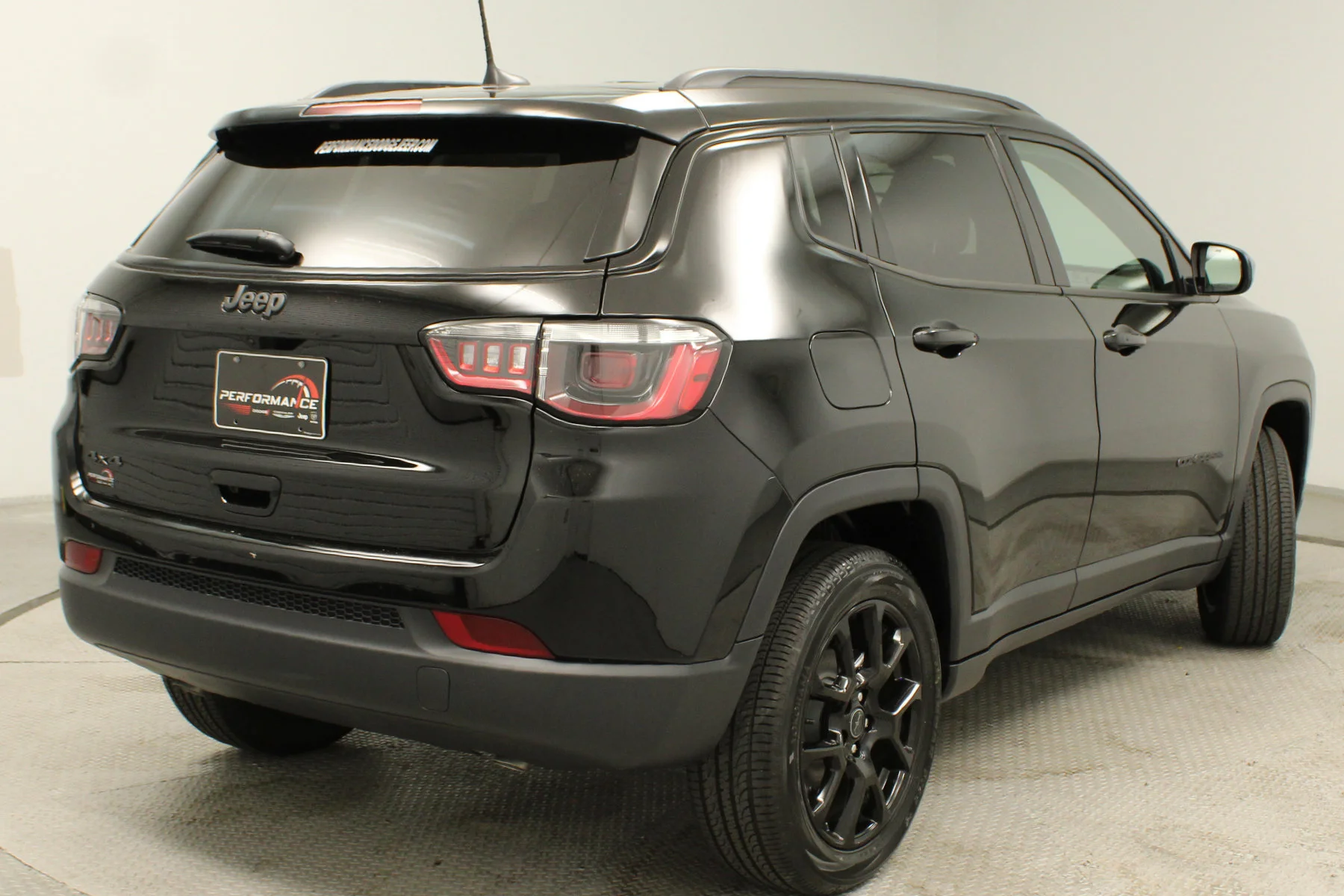 2025 Jeep Compass Latitude - Photo 27