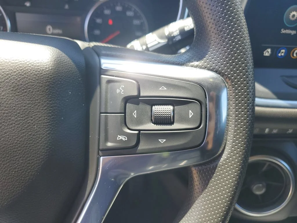 Used 2023 Sterling Gray Metallic Chevrolet 2LT image 29