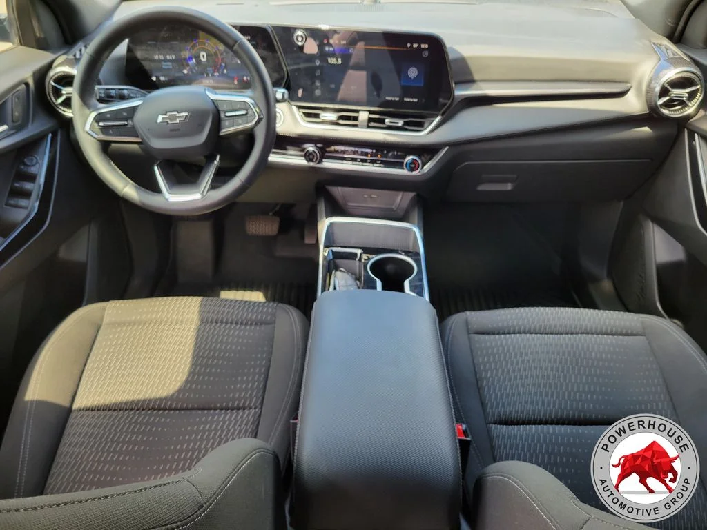 Used 2025 Green Chevrolet LT image 17