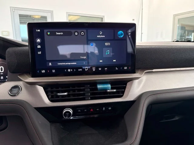 Used 2025 White Ford Active image 22