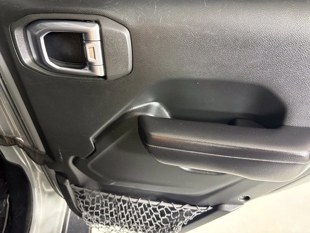 Used 2018 Gray Jeep Unlimited Rubicon image 19