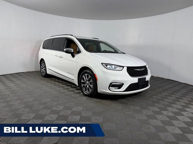 2023 Chrysler Pacifica Hybrid 2023 Chrysler Pacifica Hybrid Pinnacle 4D Passenger Van