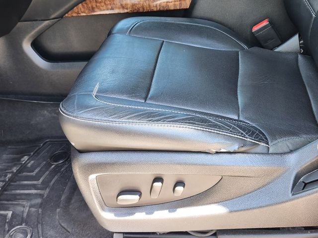 Used 2015 White Chevrolet LTZ image 8