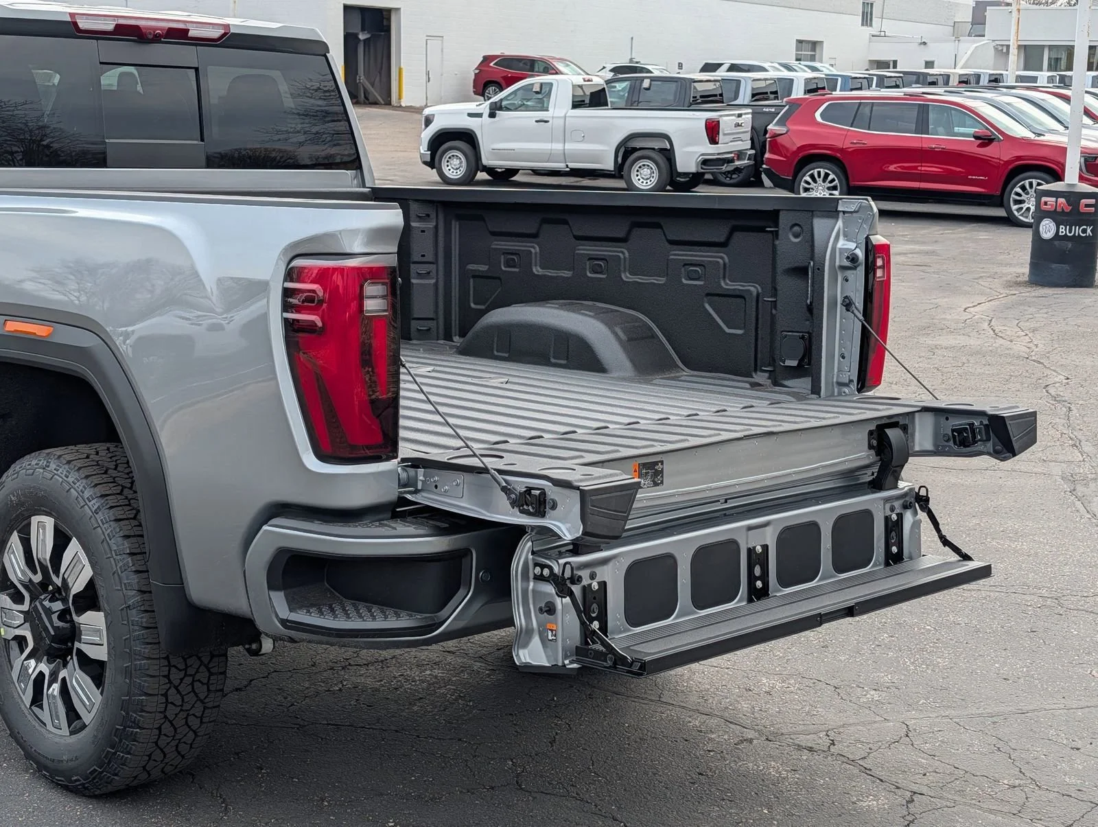 2026 GMC Sierra 3500HD Denali - Photo 6