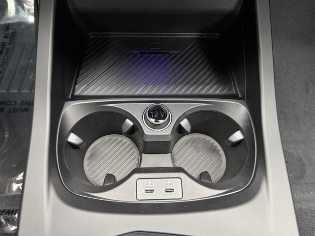 2025 BMW 2 Series M235 - Photo 18