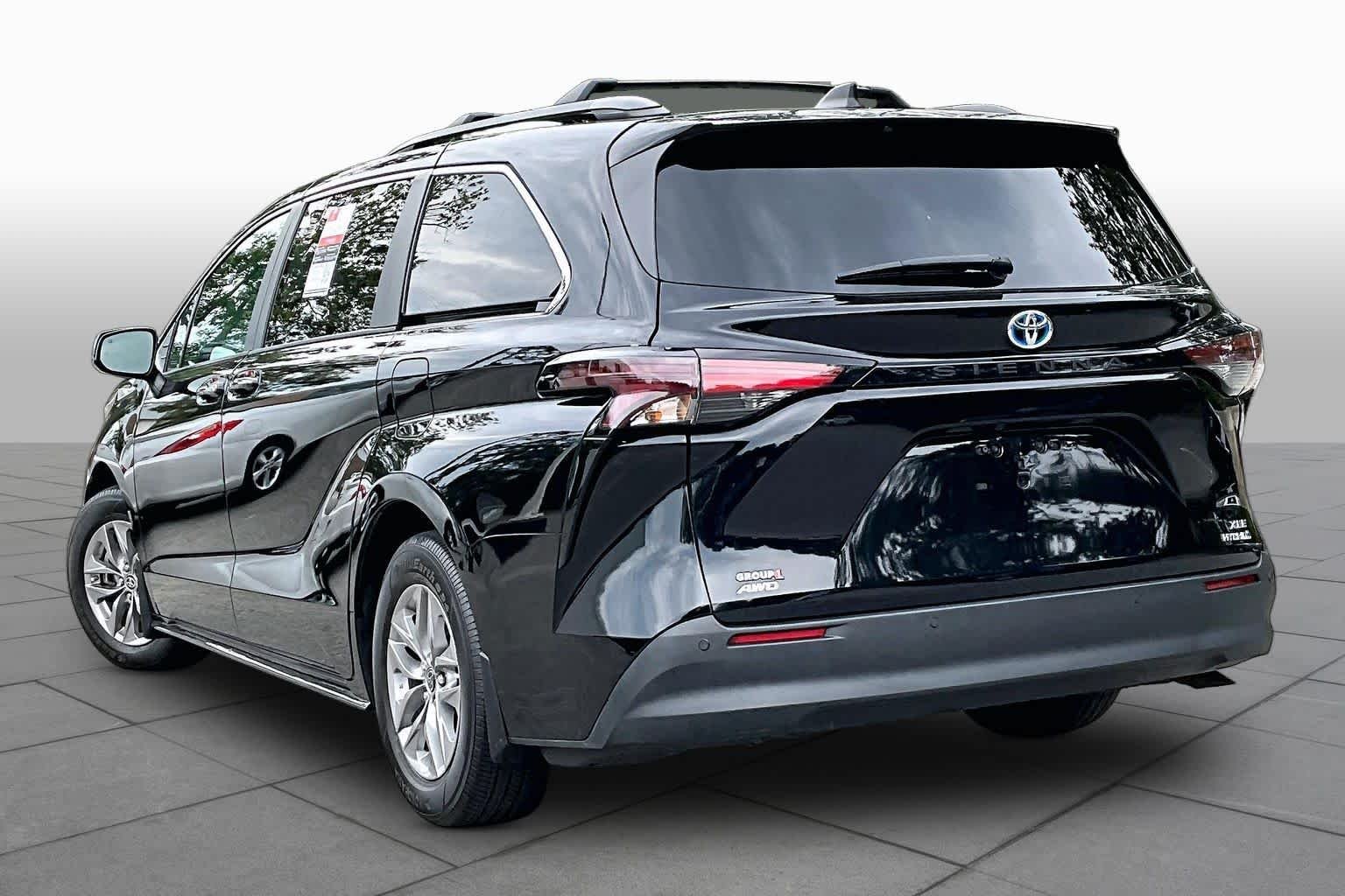 Used 2023 Midnight Black Metallic Toyota XLE image 11