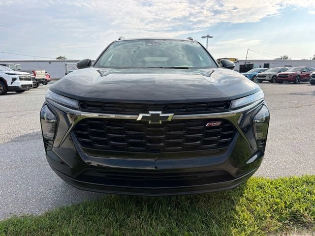 Used 2025 Black Metallic Chevrolet 2RS image 2