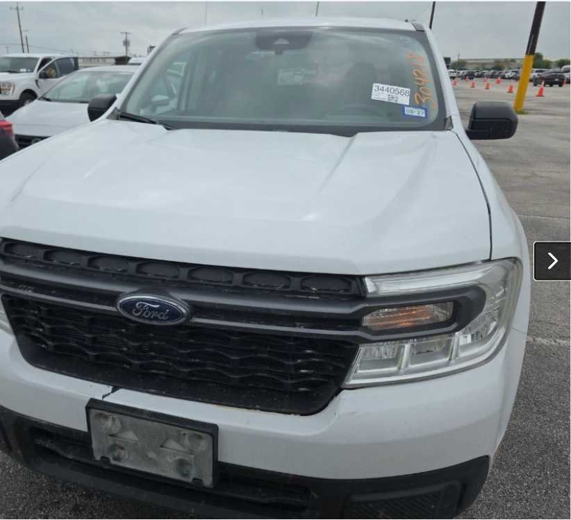 Used 2024 Oxford White Ford XLT image 4