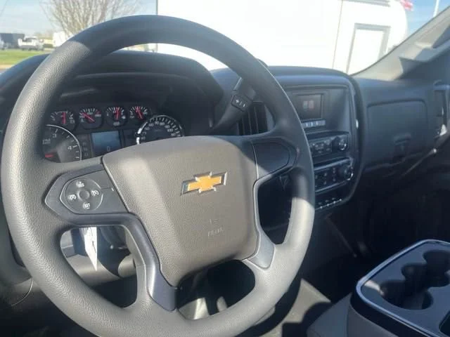 New 2024 Summit White Chevrolet Work Truck image 19