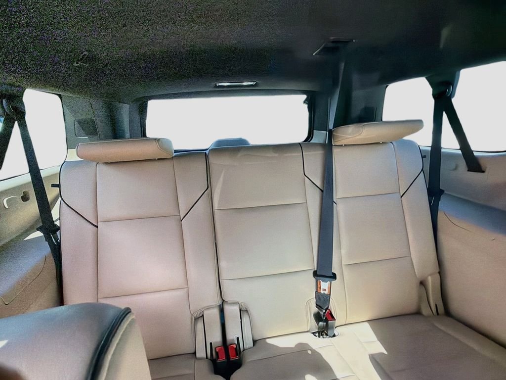 Used 2021 White Cadillac Premium image 30