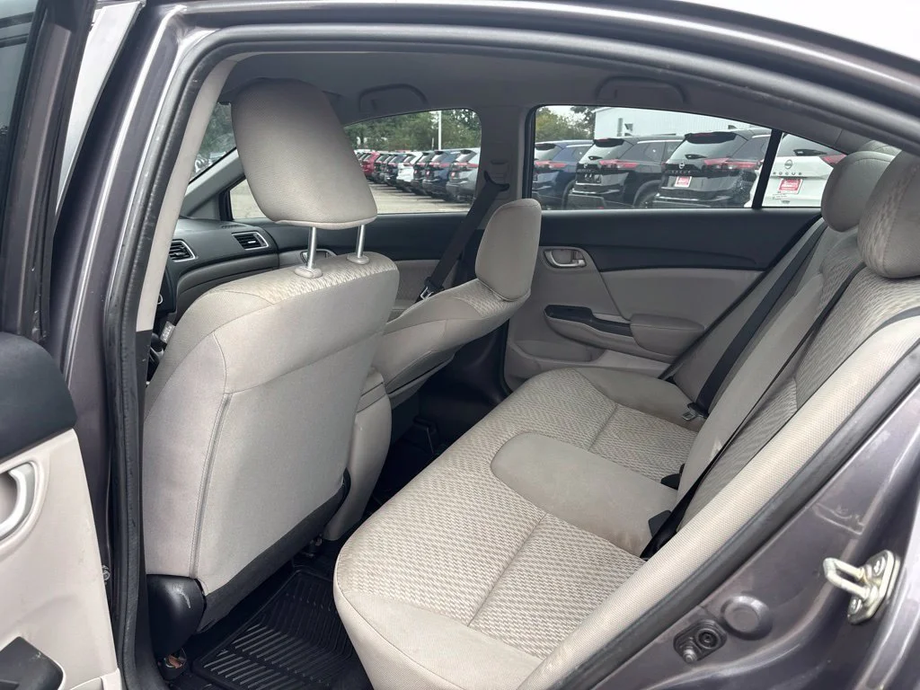Used 2015 Gray Honda LX image 6