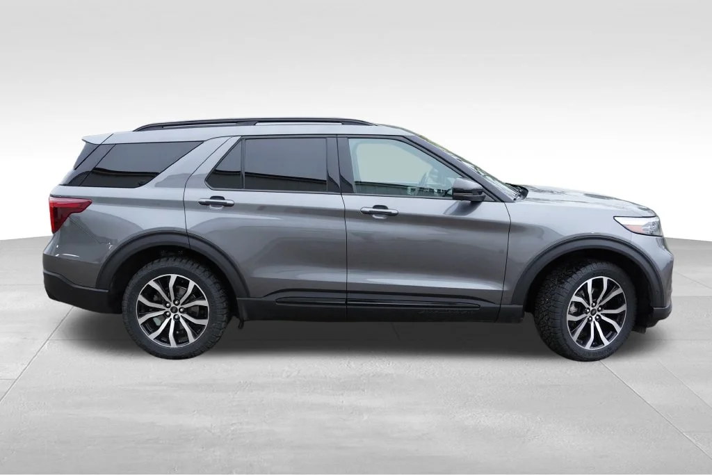 Used 2021 Gray Ford ST image 4