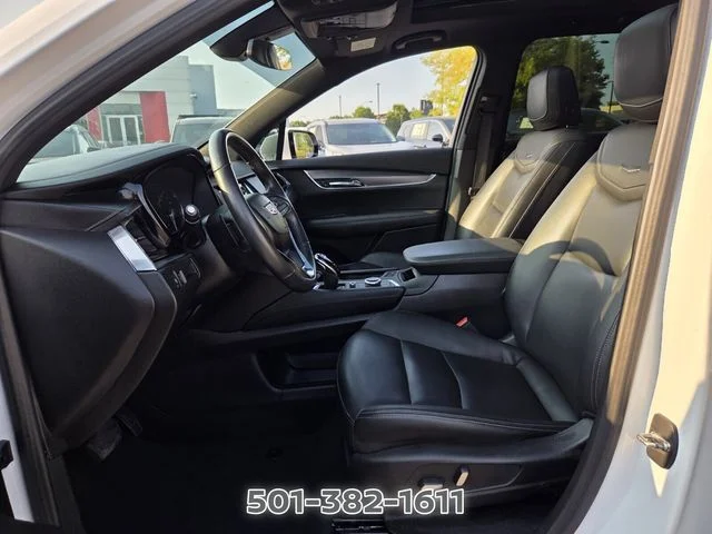 Used 2023 White Cadillac Luxury image 9