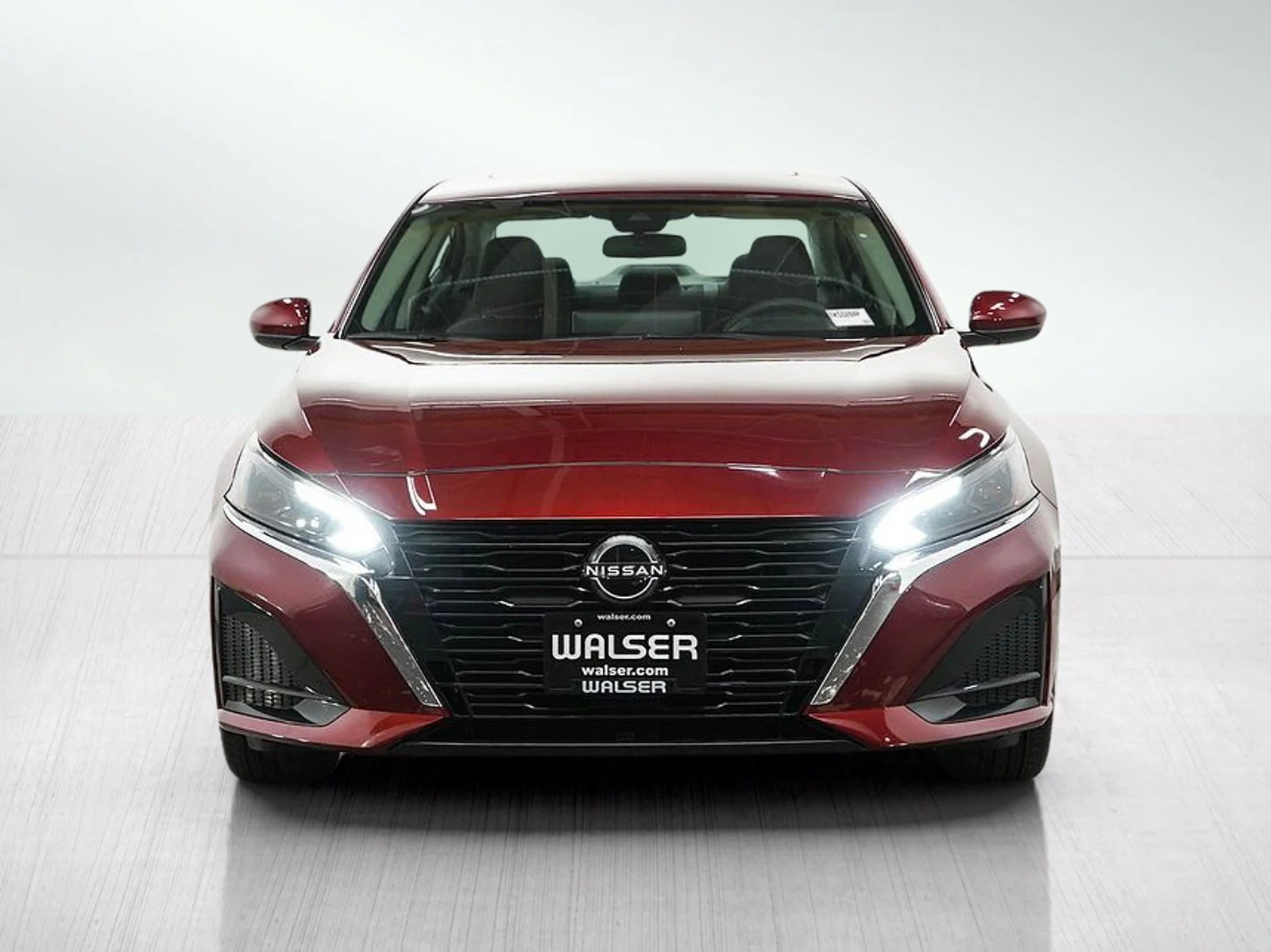 Used 2024 Scarlet Ember Nissan 2.5 SV image 9