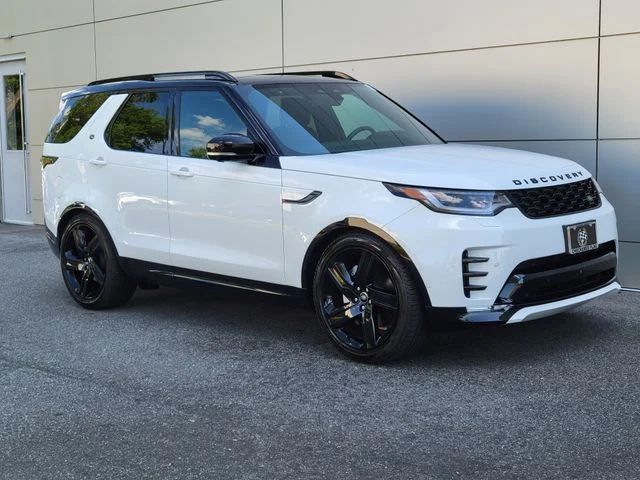 Used 2025 Fuji White Land Rover Dynamic SE image 6