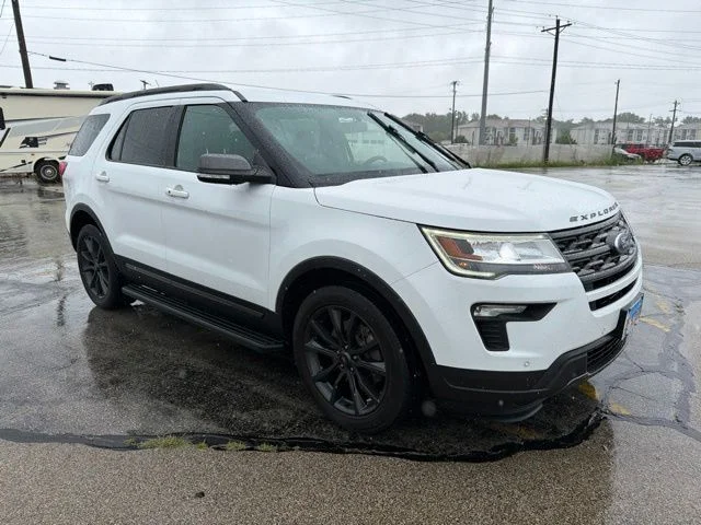 Used 2019 Oxford White Ford XLT image 3