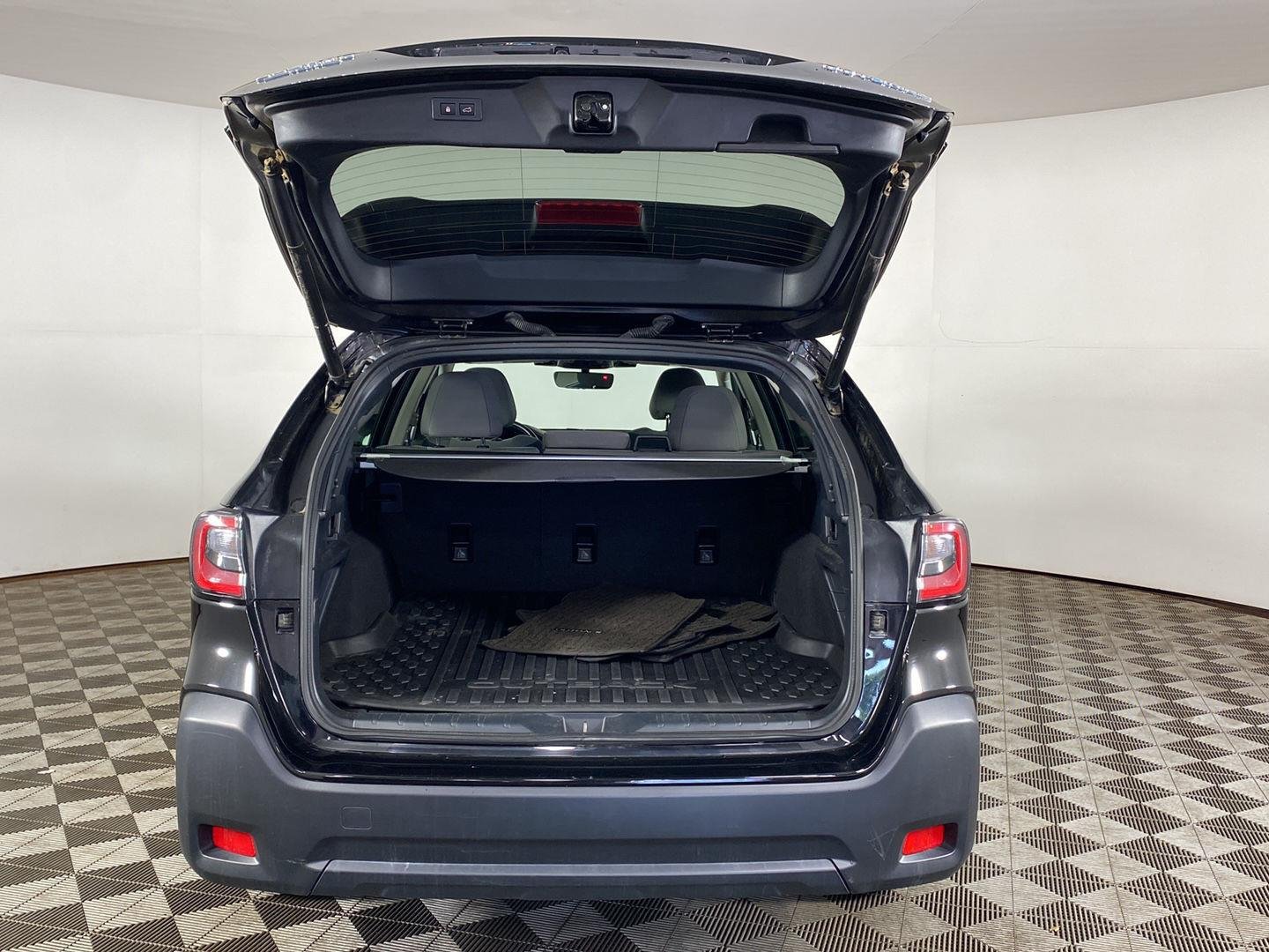 Used 2024 Crystal Black Silica Subaru Premium image 7
